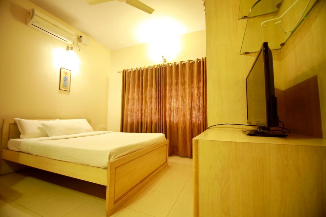 Falcon Suites Residency Road Bangalore Dış mekan fotoğraf